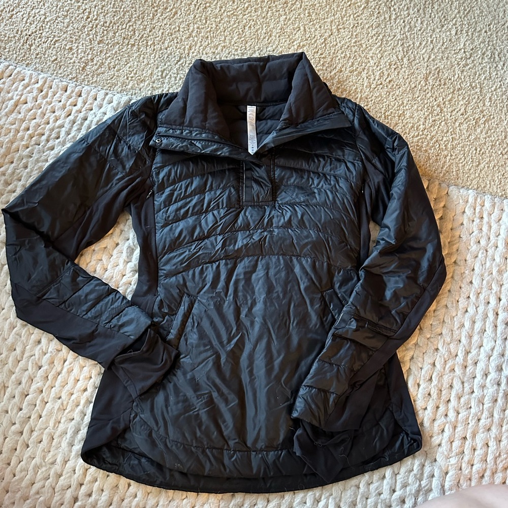 Lululemon puffer pullover size 8